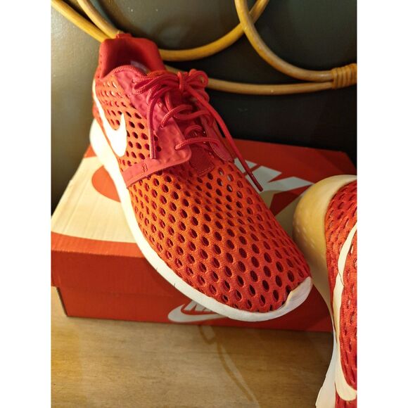 Nike Roshe One Flight Red Size 5.5 Youth 705485-601 - Picture 2 of 11